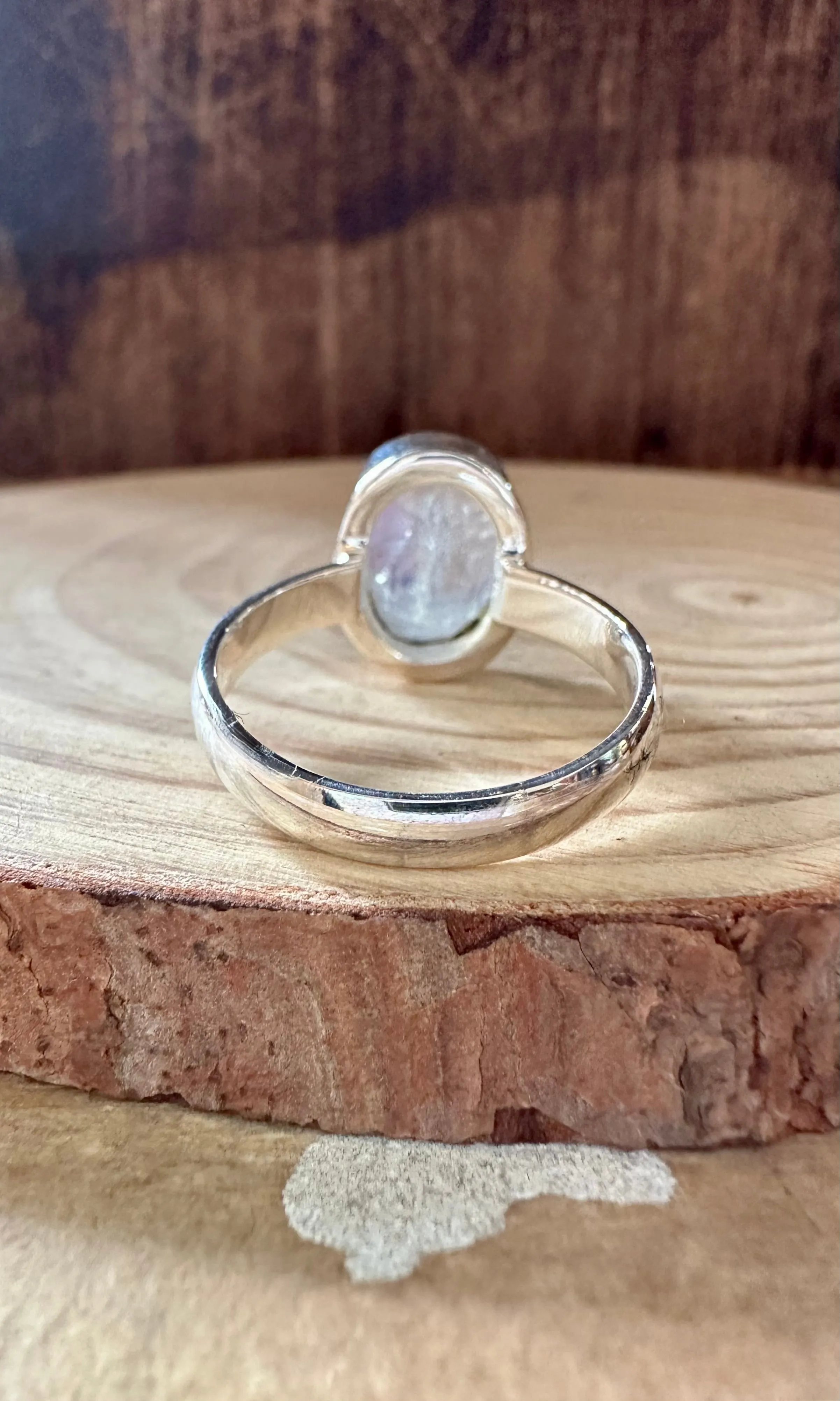 DAZZLING MOONSTONE Sterling Silver Ring • Size 10