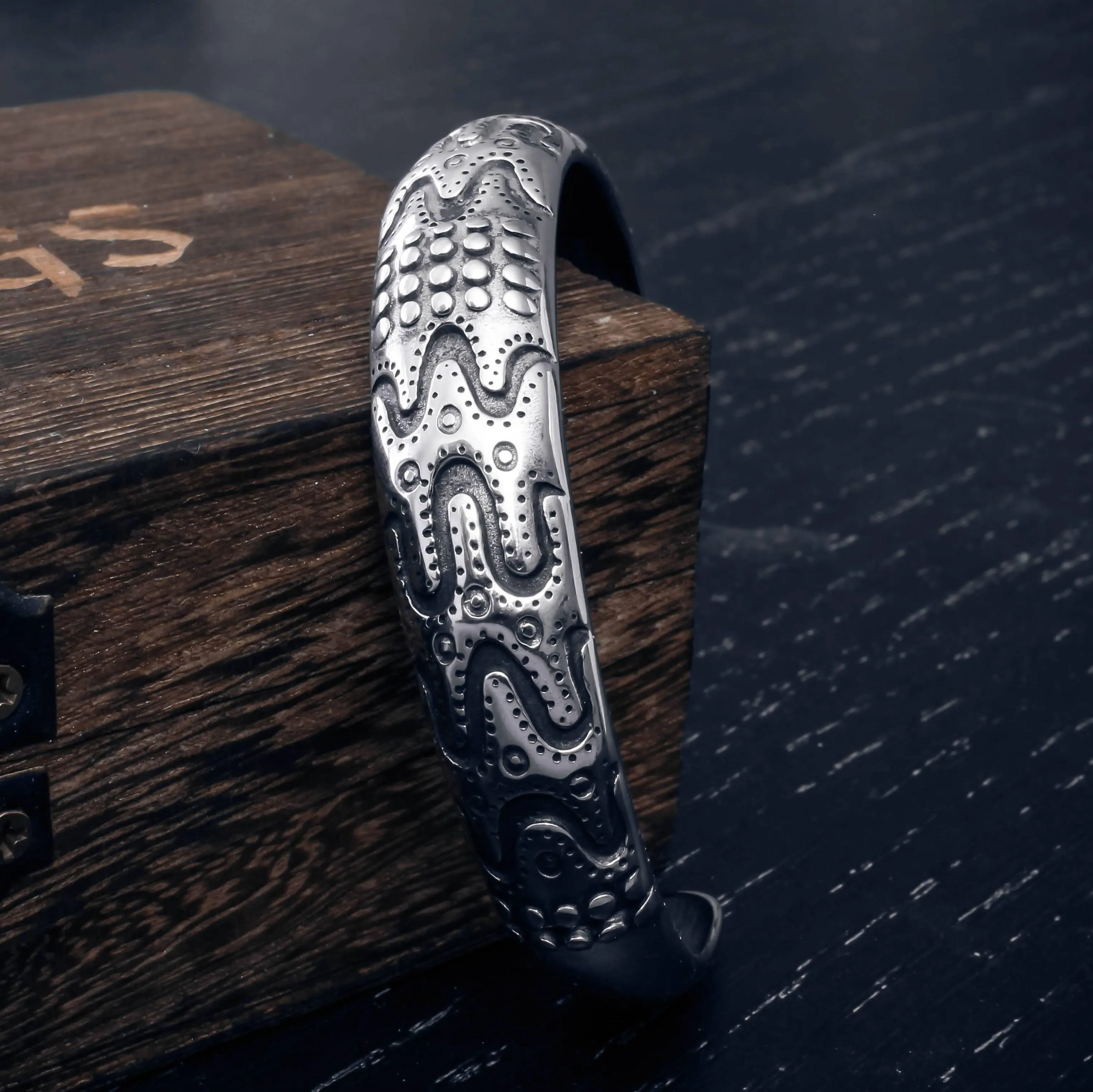 Draupnir Ornaments Odin's Cuff Bangle - Sterling Silver