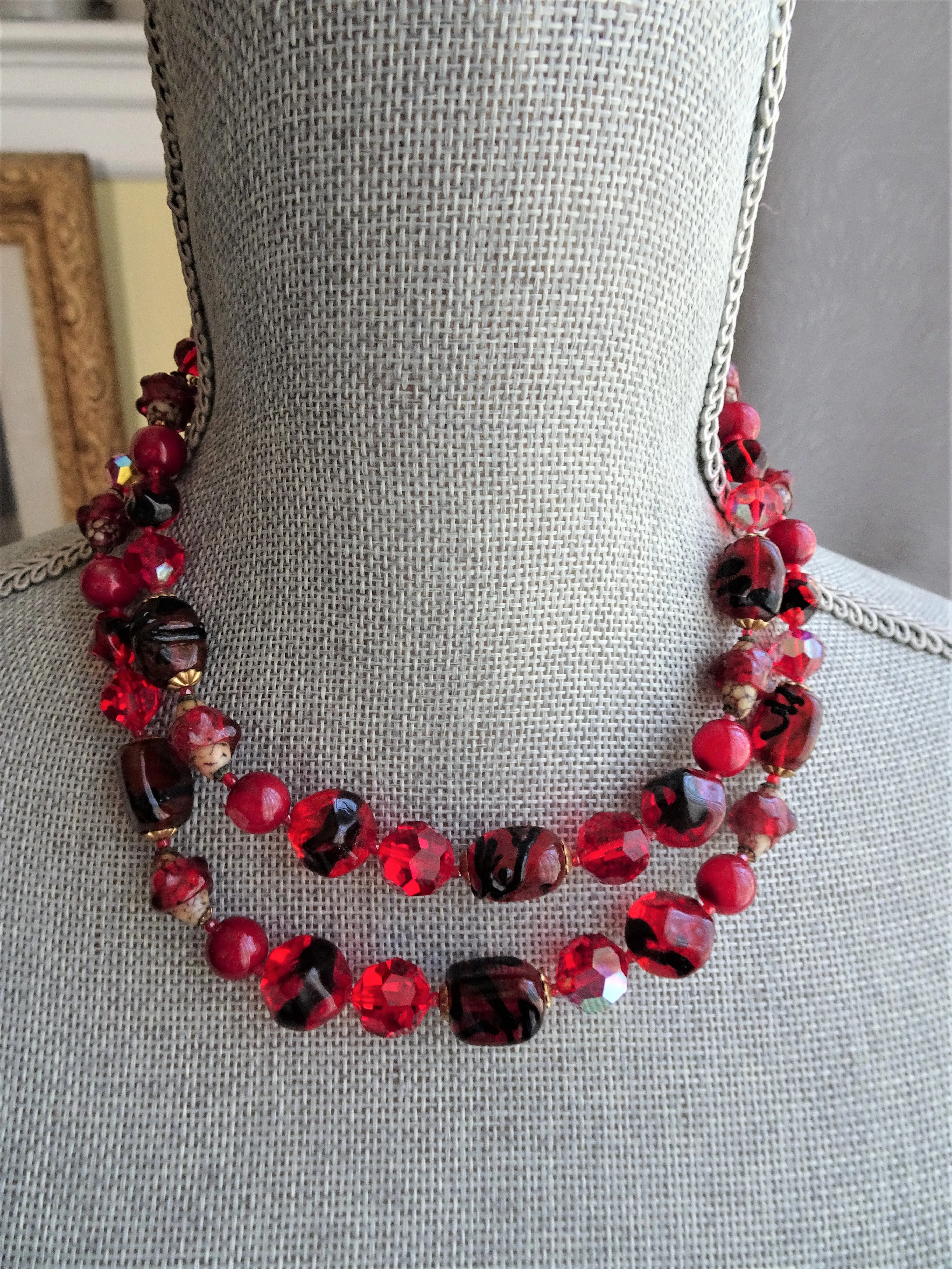 GLAMOROUS Art Glass Necklace, Signed Regency Jewels, Stunning Glass Beads, Double Strand Art Glass Necklace,MCM Red Glass, Collectible Vintage Jewelry