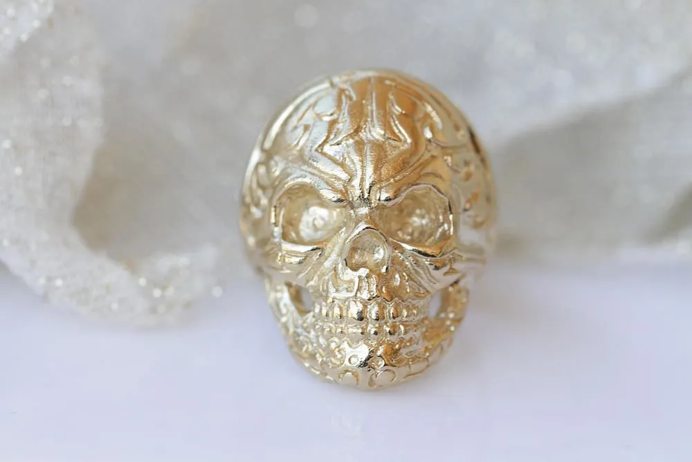 GOLD SKULL RING