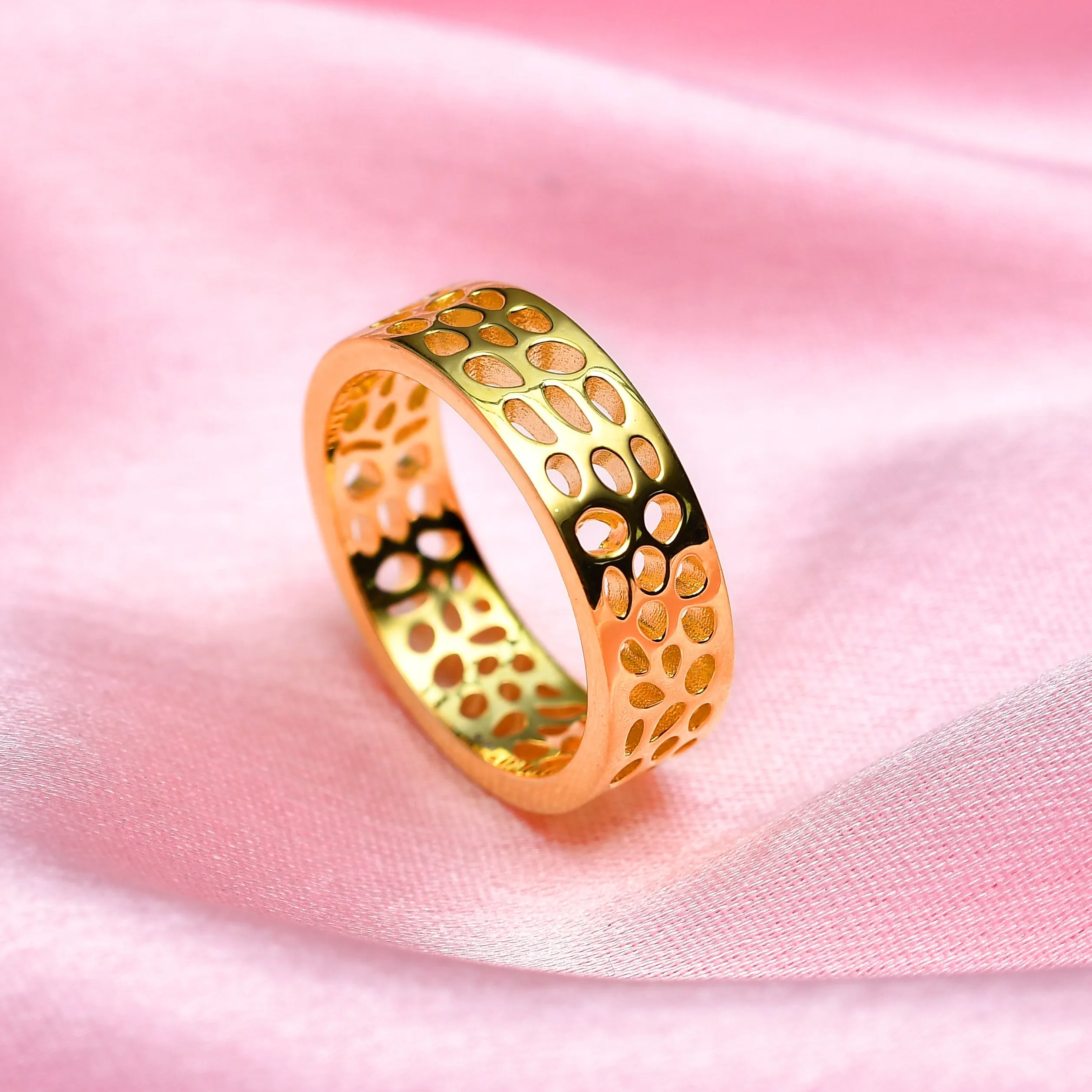 Lattice Band Ring