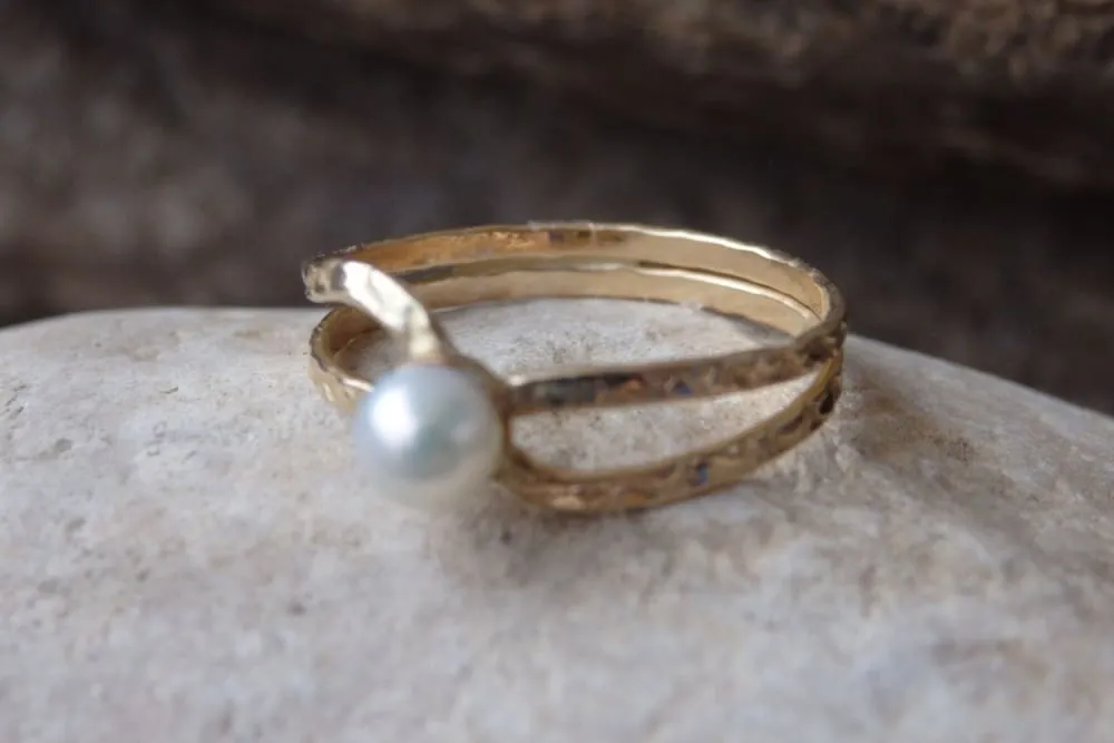 Pearl Solitaire Ring