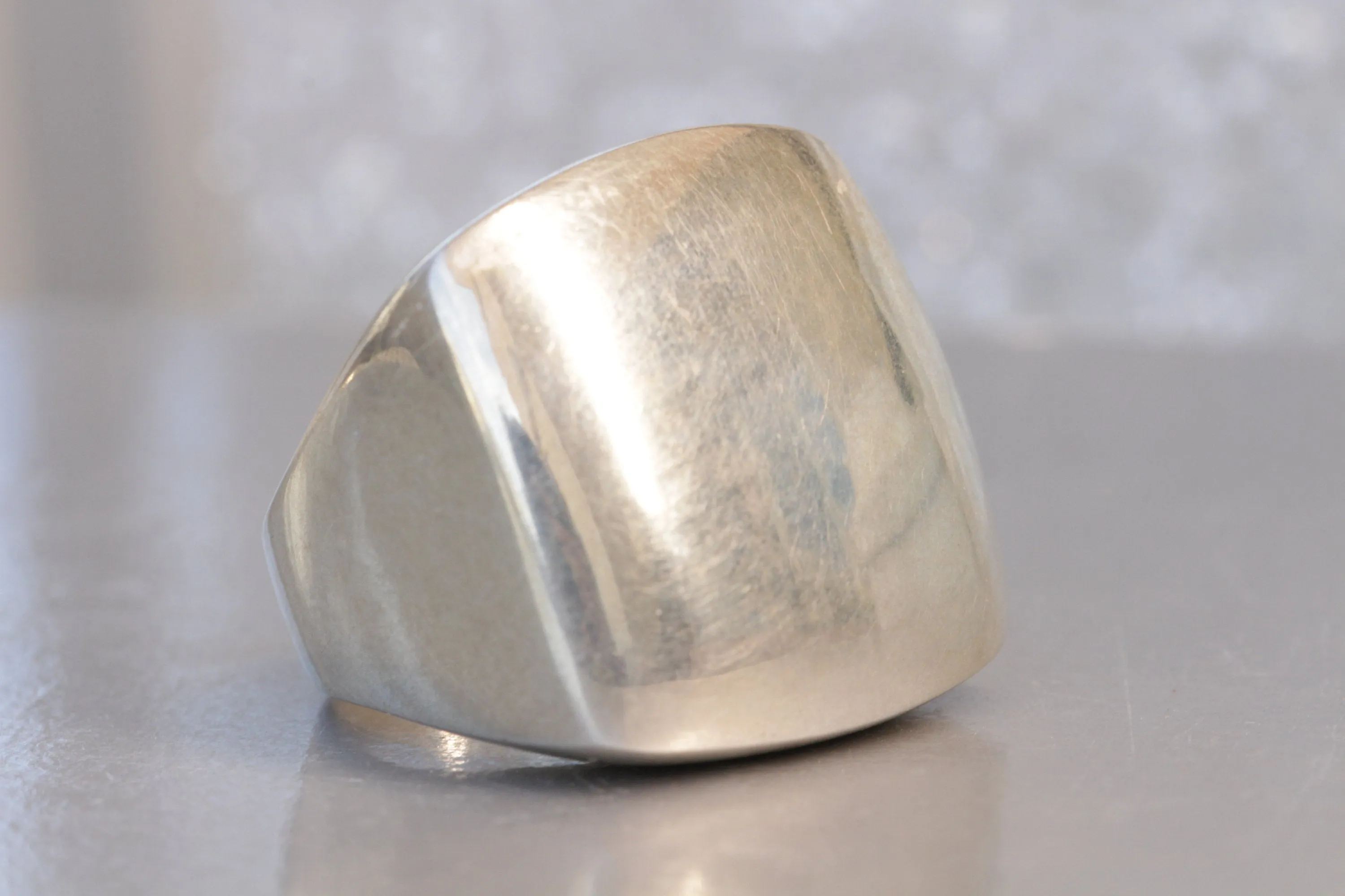 STATEMENT SILVER RING